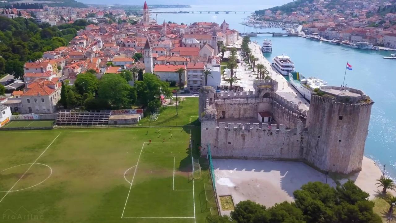Villa Mira Trogir Buitenkant foto