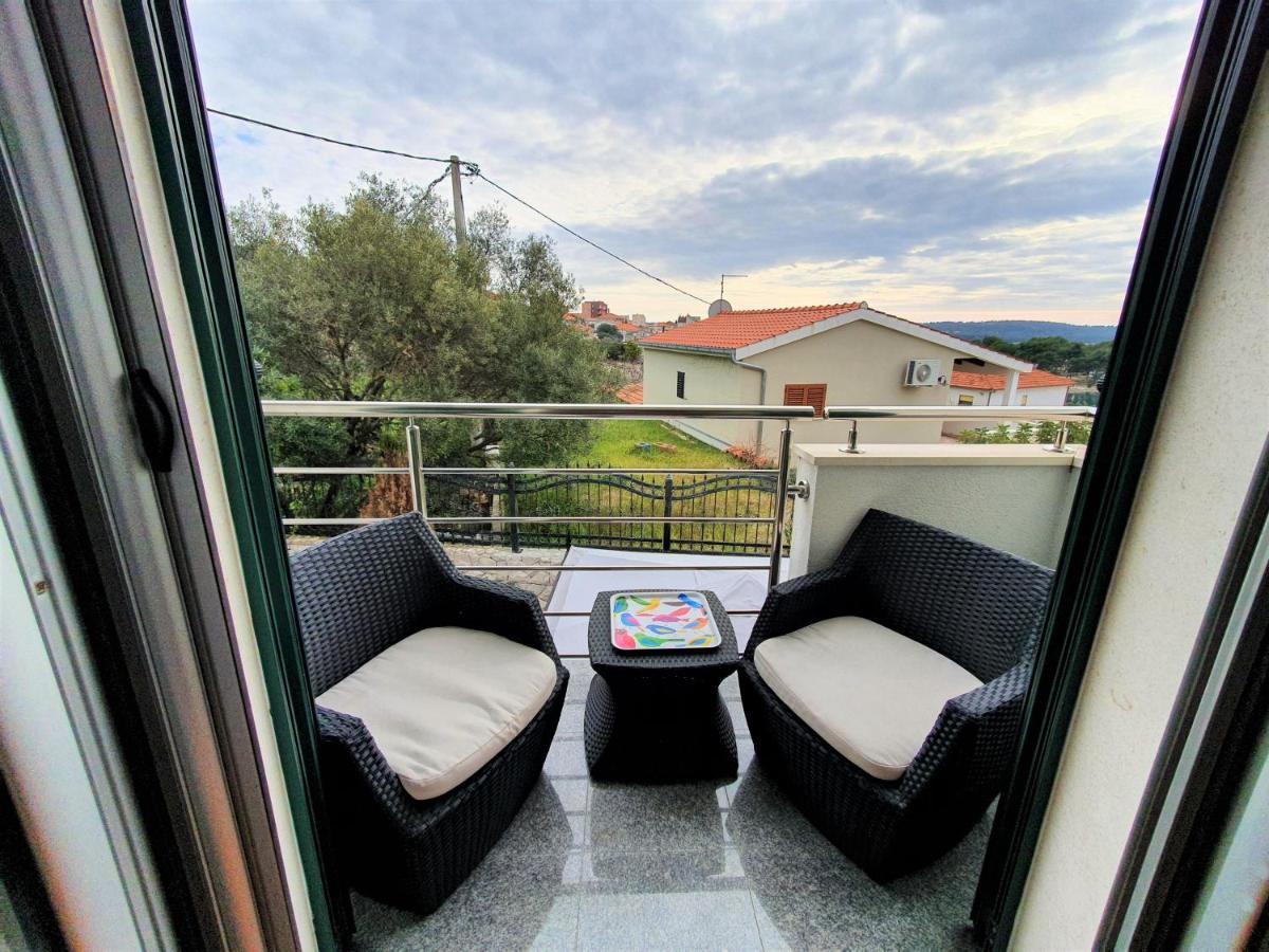 Villa Mira Trogir Buitenkant foto